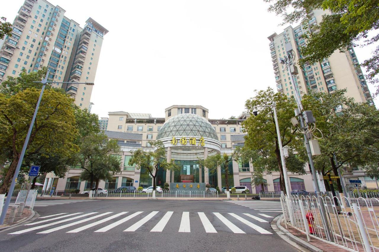 Guangzhou Nan Guo Hotel Eksteriør bilde